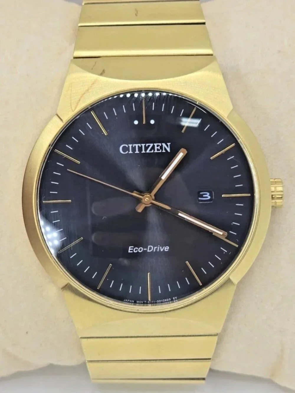Citizen Eco-Drive E111 Blue Dial Gold Tone Mens Watch 40mm Date Bracelet 100M